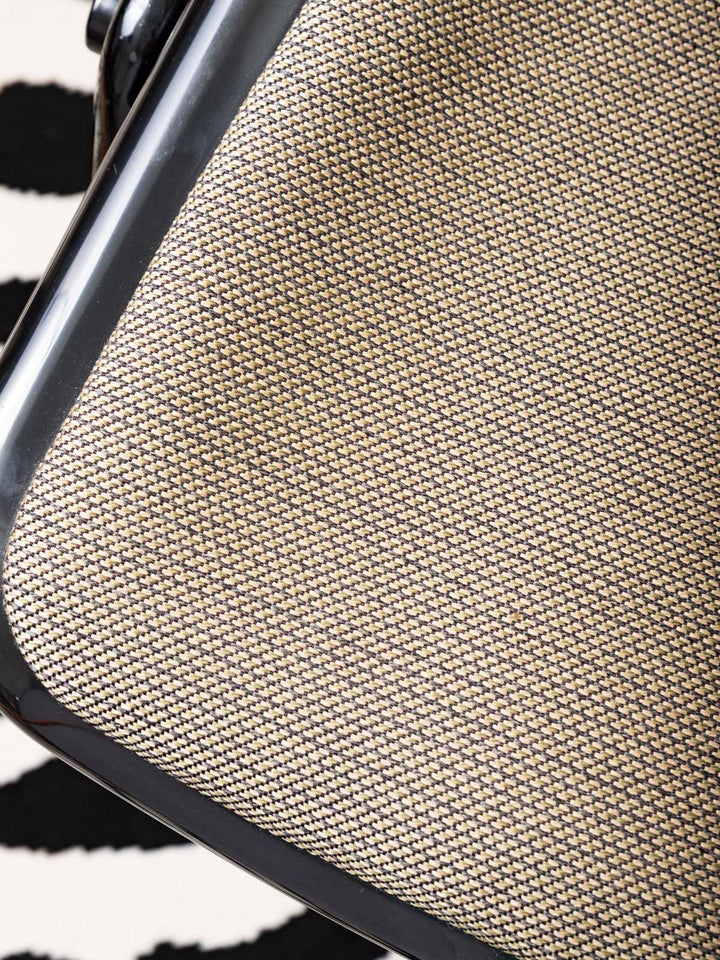 alma-chaise-plastique-design-1991-13