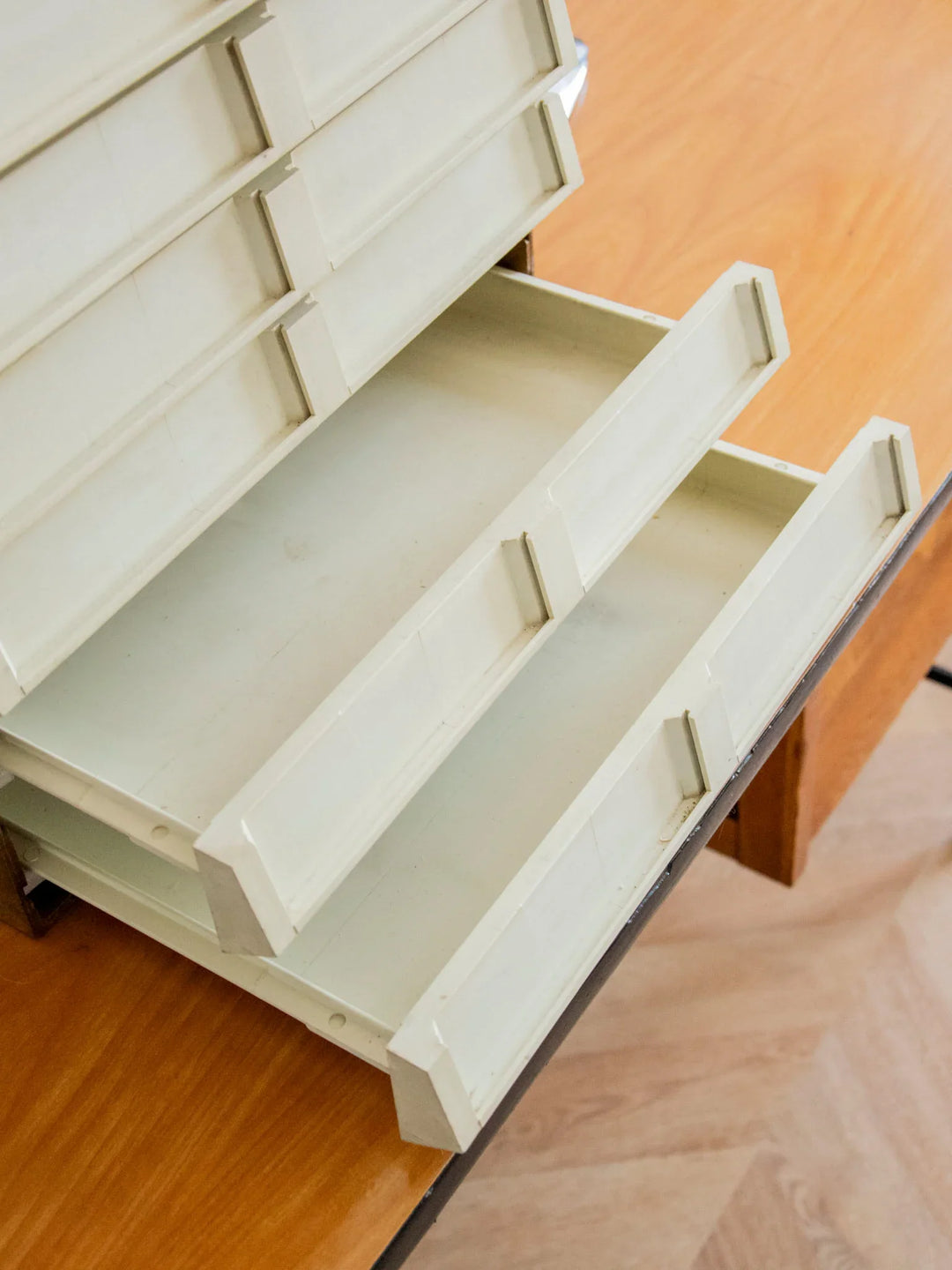ambroise-panier-plastique-902-10