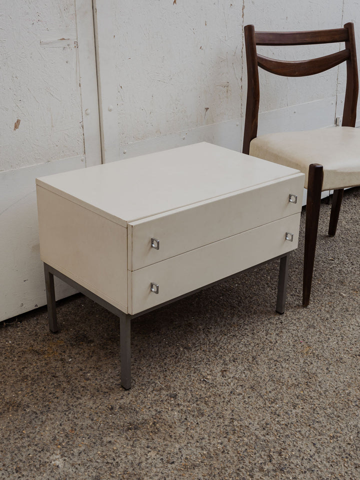 olga-commode-chrome-470-5