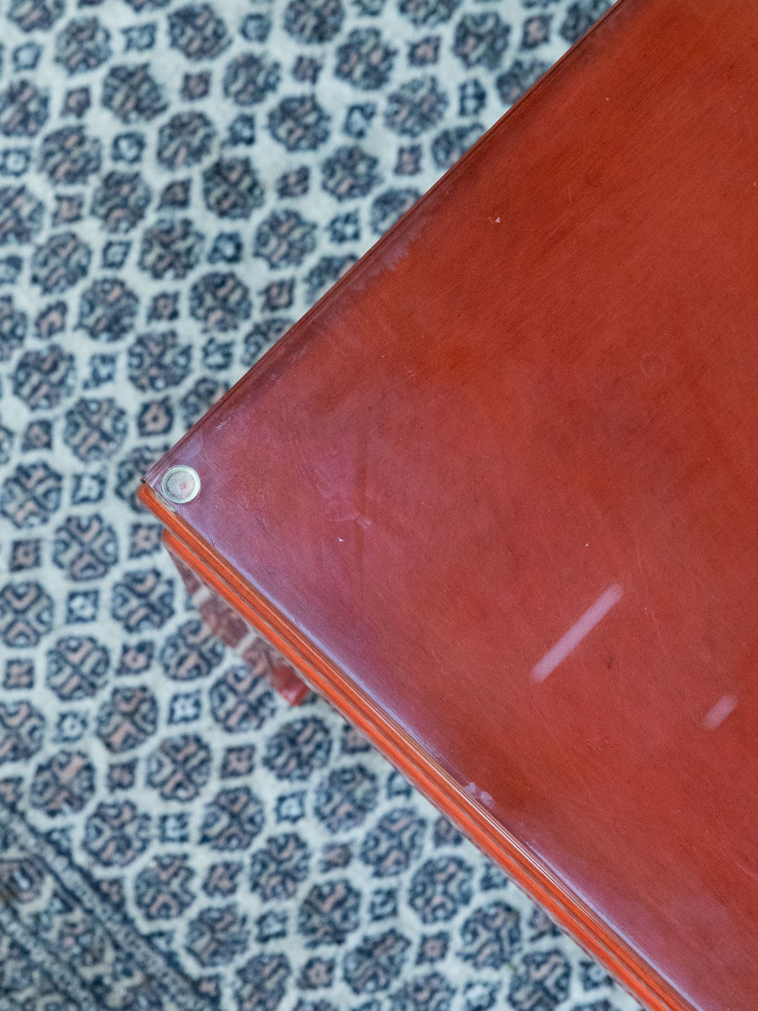 donna-table-basse-bois-laqué-design-rouge-1609-14