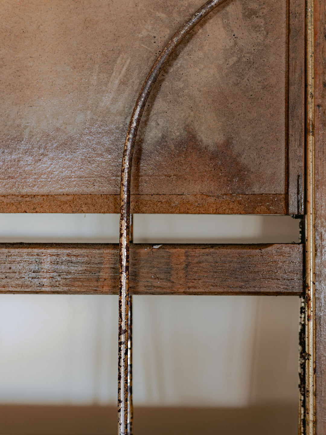 anouk-desserte-roulettes-bois-laiton-mid-century-modern-360-9