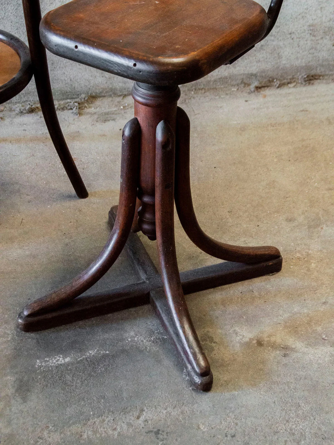 gaston-tabouret-bar-bois-97-8