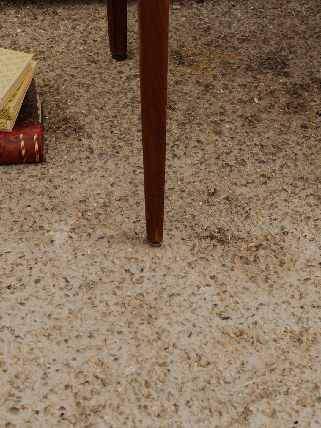 alma-paire-chaises-scandinaves-1603-8