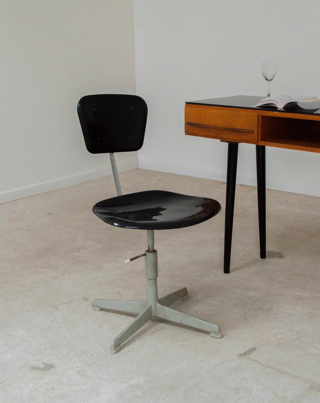 alma-chaise-metal-1185-1