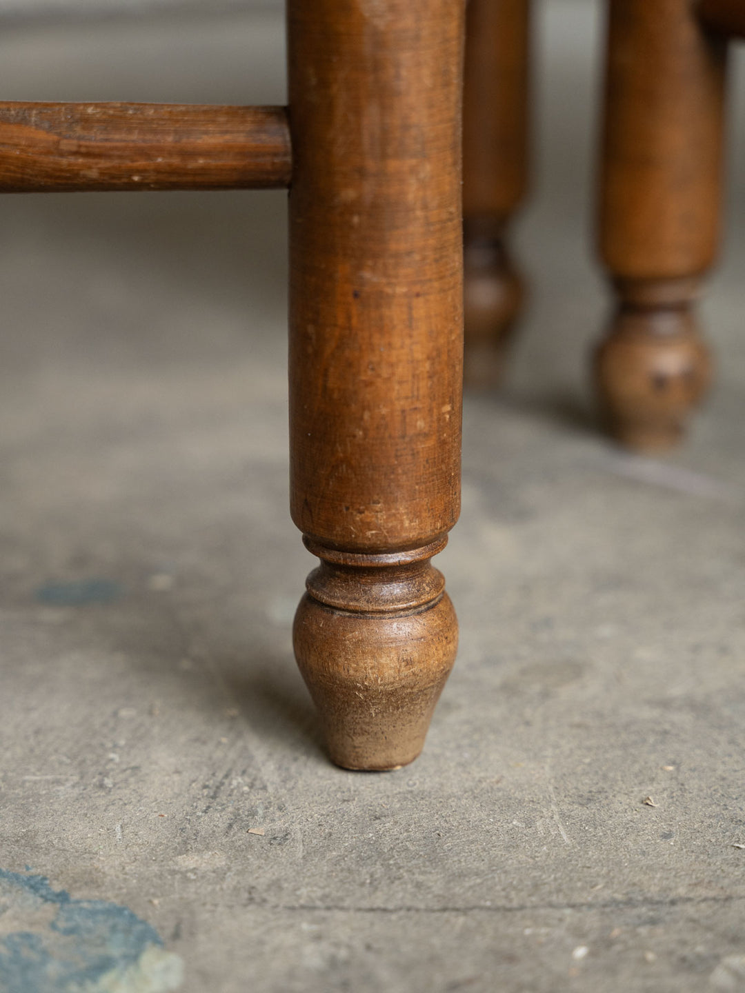 regis-tabouret-bois-1572-5