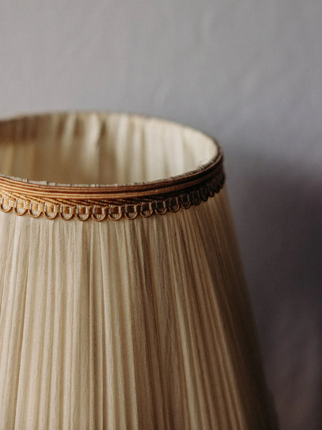 suzanne-lampe-à-poser-tissu-480-8