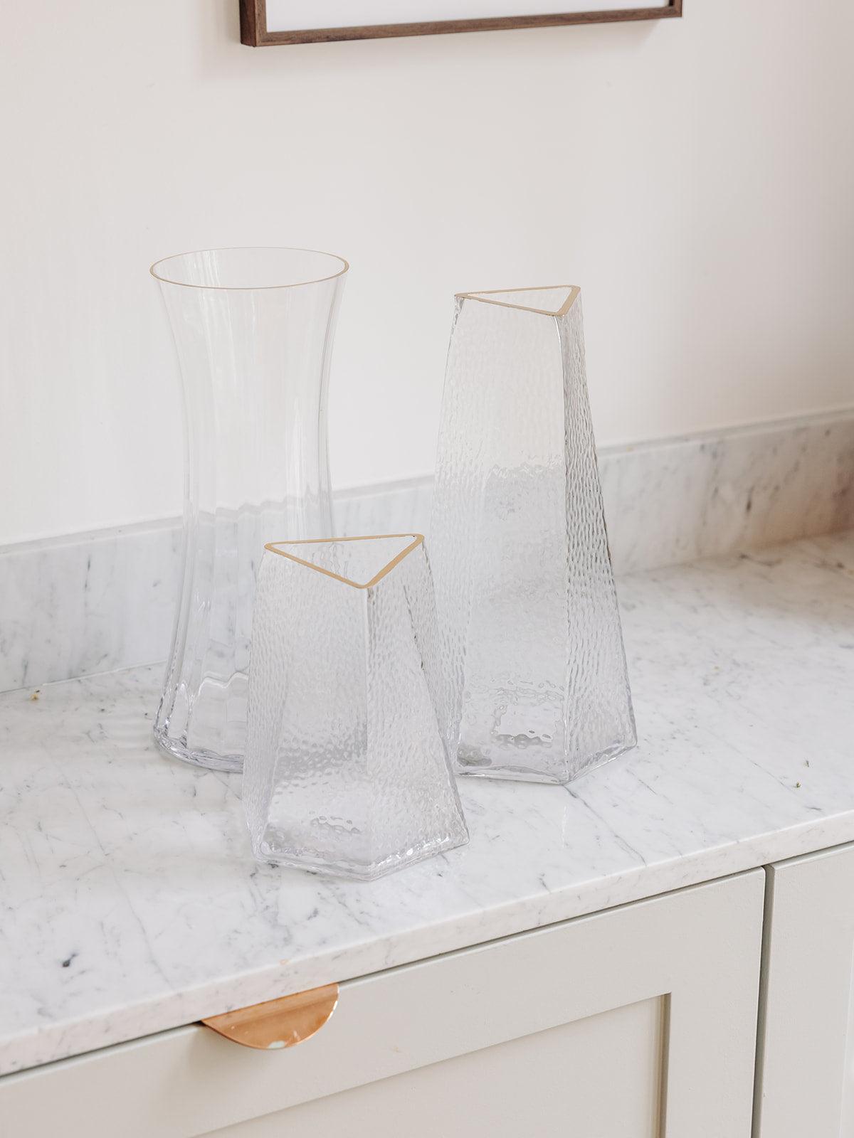 Axel, le vase ciselé - Debongout
