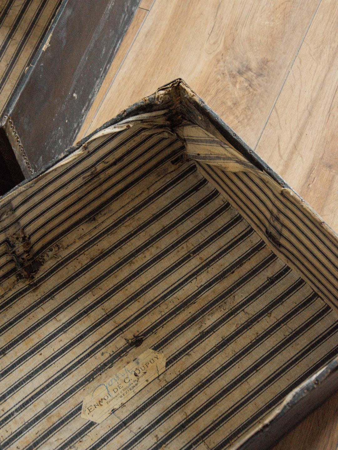lucien-coffre-tissu-81-12