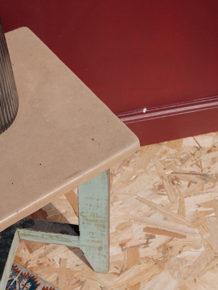 4U3A9047_Debongout-julie-13-05-25_002tabouret_0007.jpg