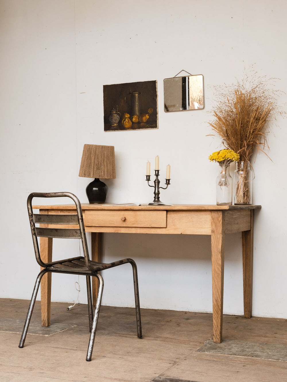 2tablechenebureau.jpg