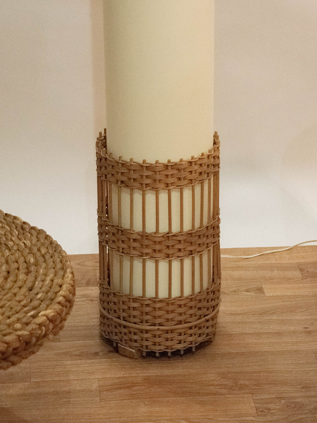 julien-lampadaire-rotin-149-3