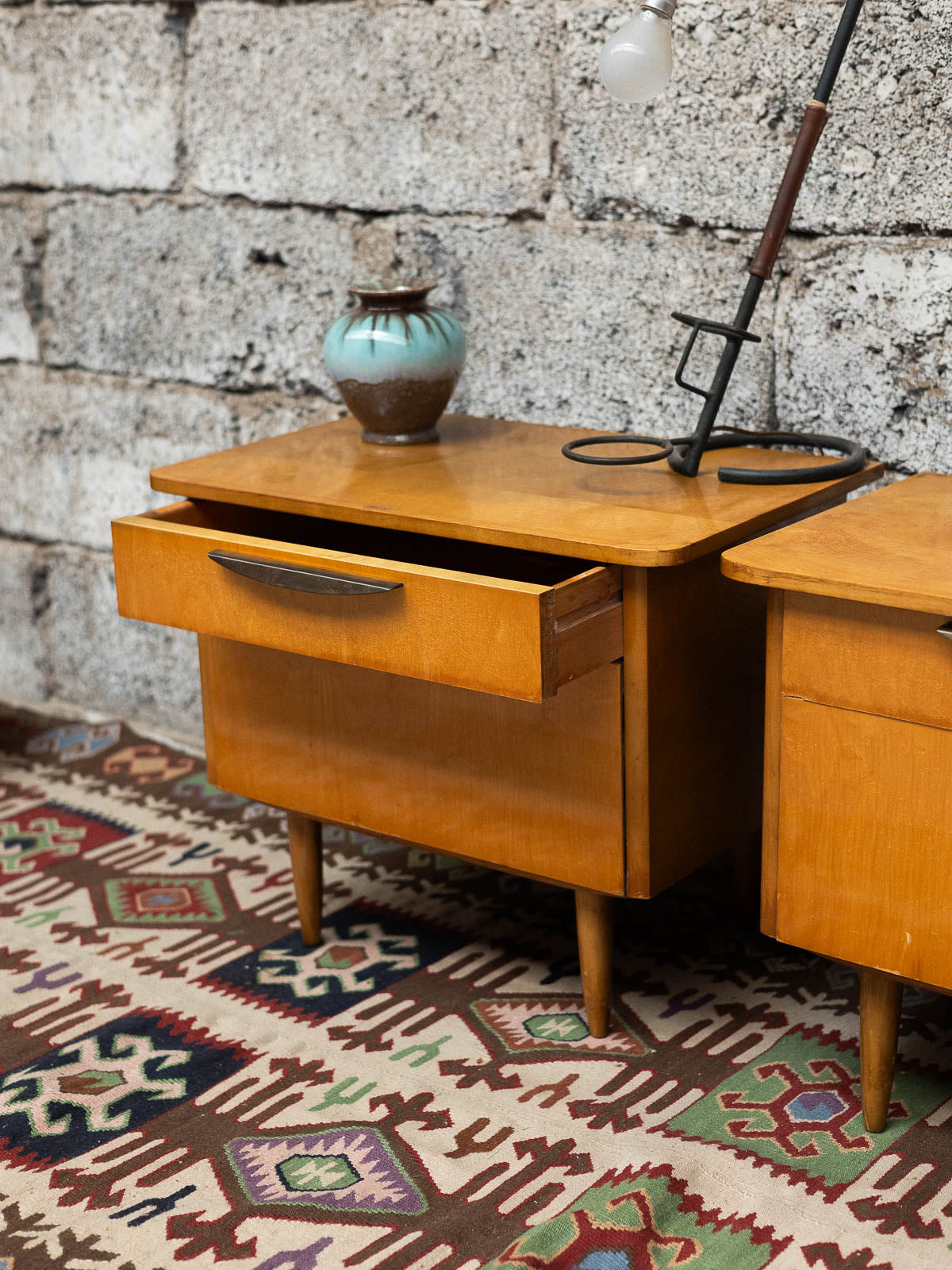 maia-table-chevet-bois-1530-2