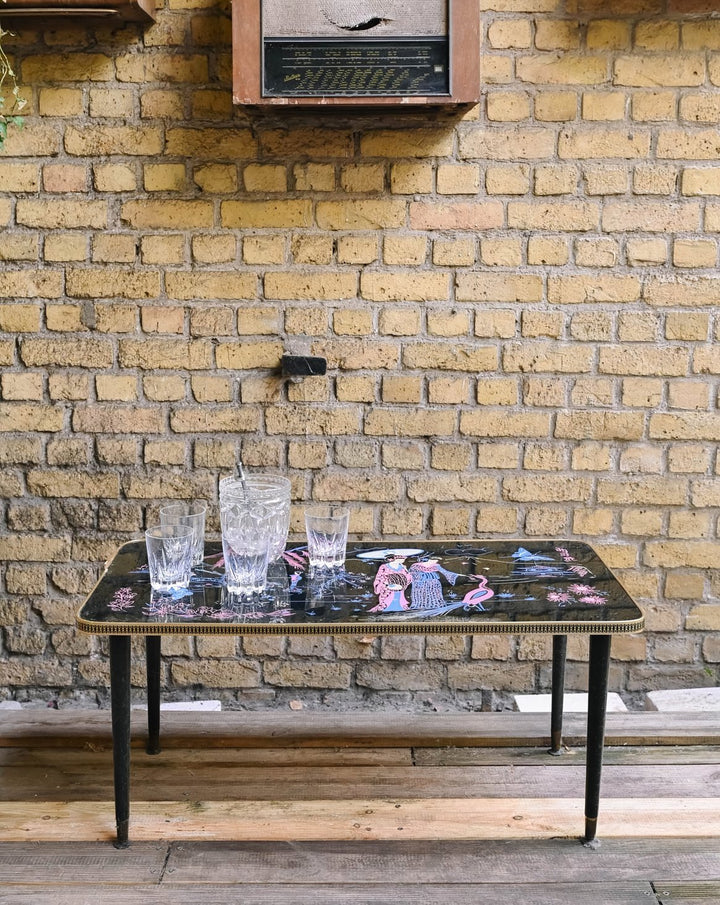 donna-table-basse-japonisante-1527-1