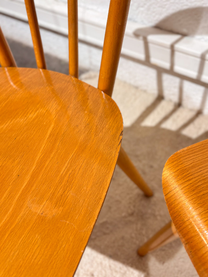 39lotde4chaises-7.jpg