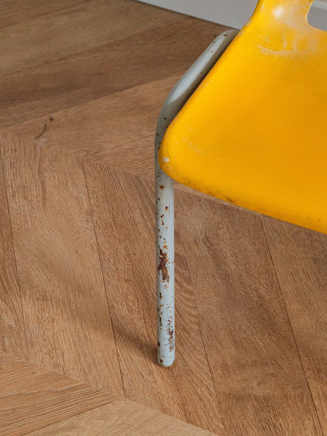 ernestine-chaise-pour-enfant-plastique-238-9