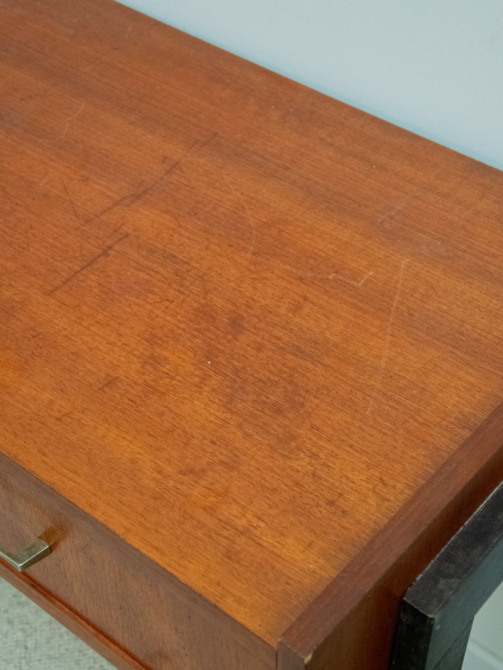 hanna-table-appoint-teck-642-9