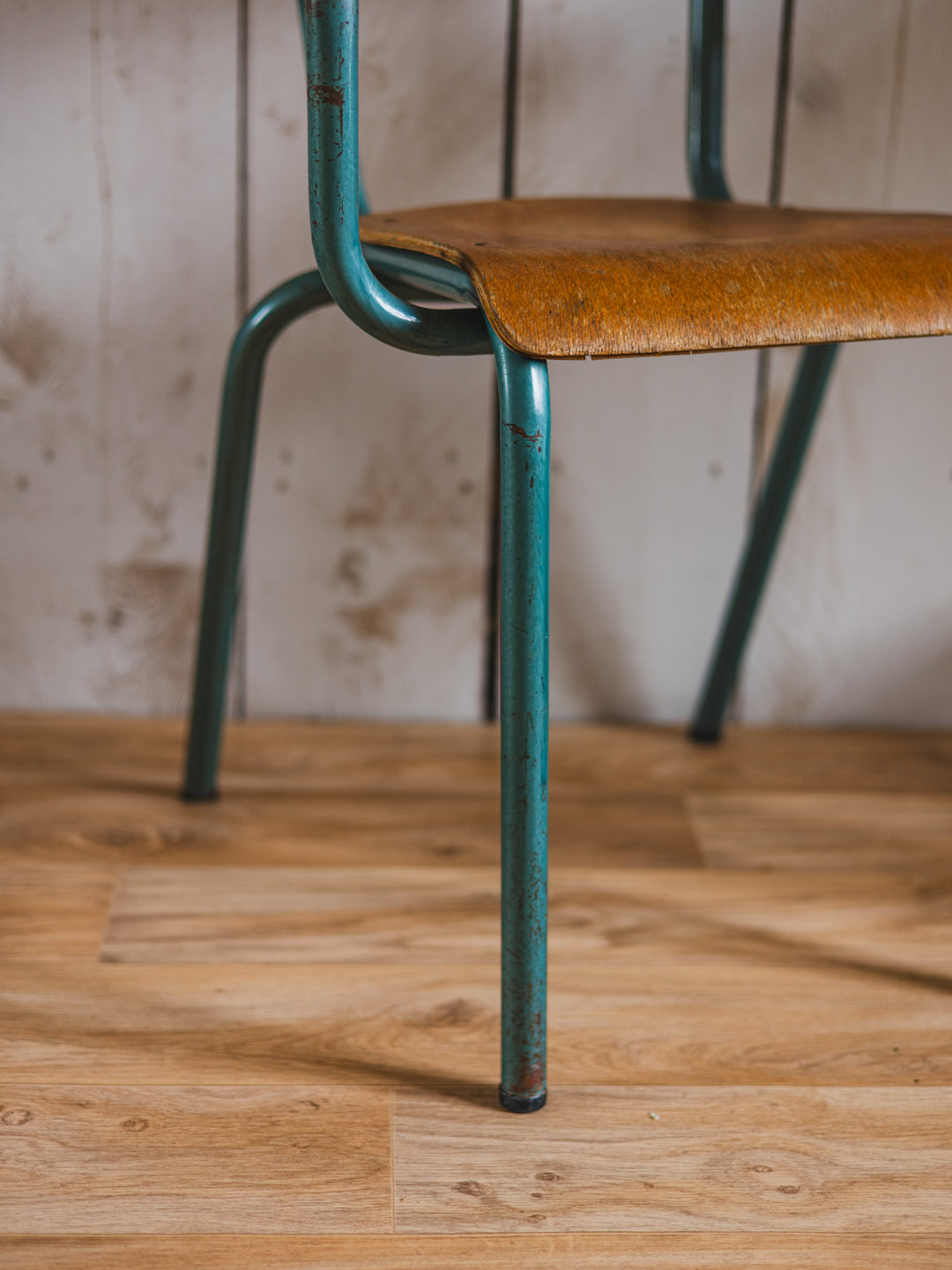 claude-chaise-bois-921-8