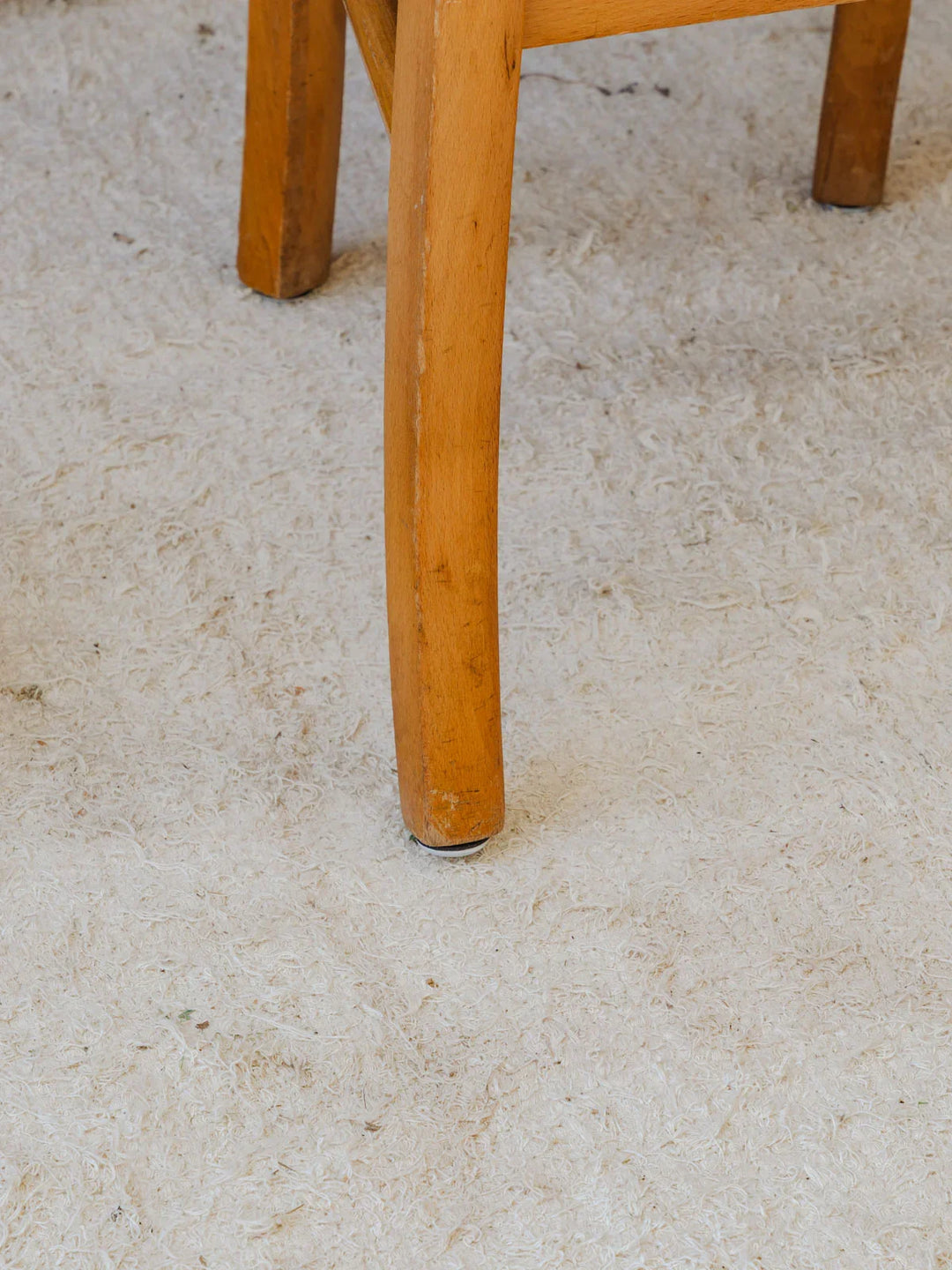 claude-chaise-bois-1102-10