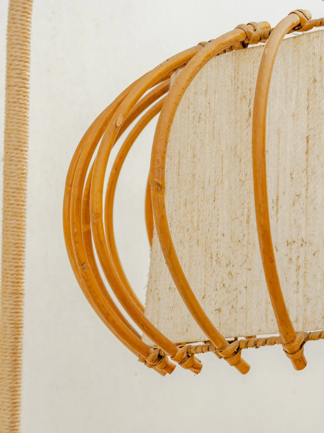 julien-lampadaire-rotin-250-6