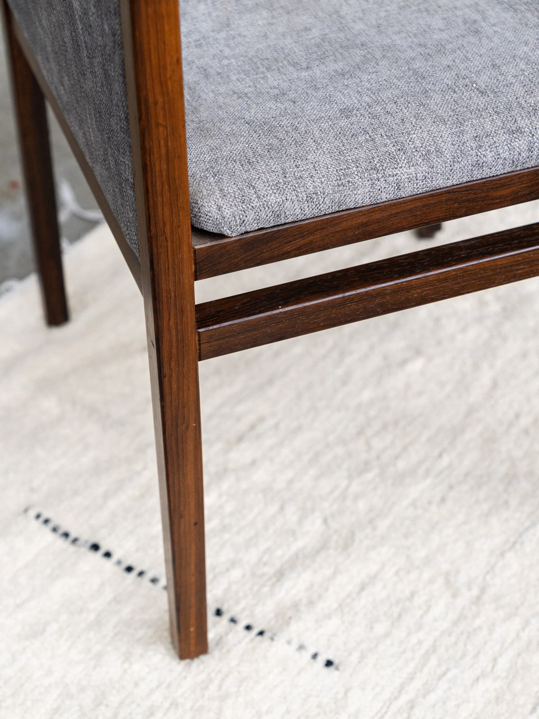 alma-chaise-scandinave-palissandre-rio-63-3