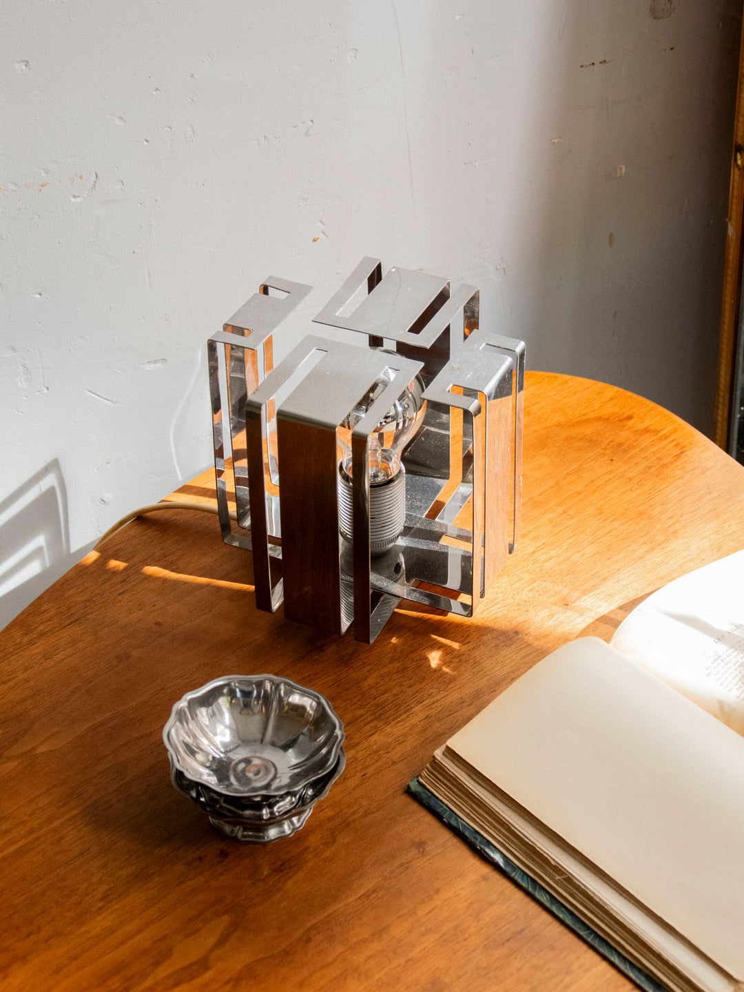 julia-lampe-a-poser-inox-1065-3
