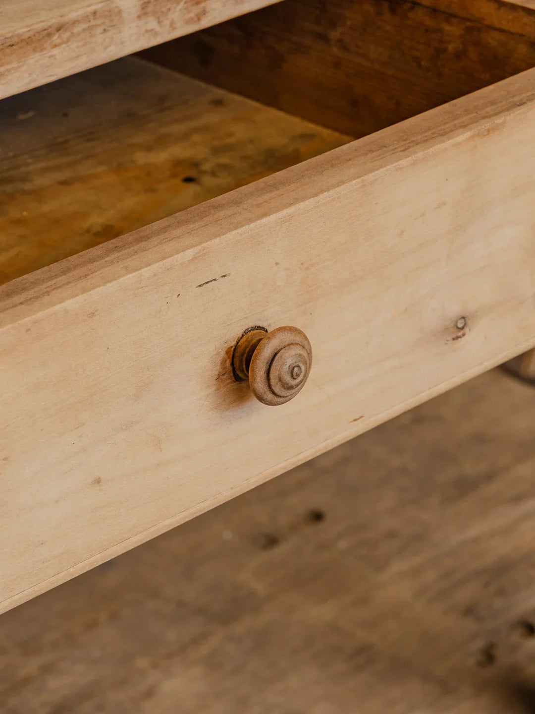 leonie-table-basse-noyer-326-7