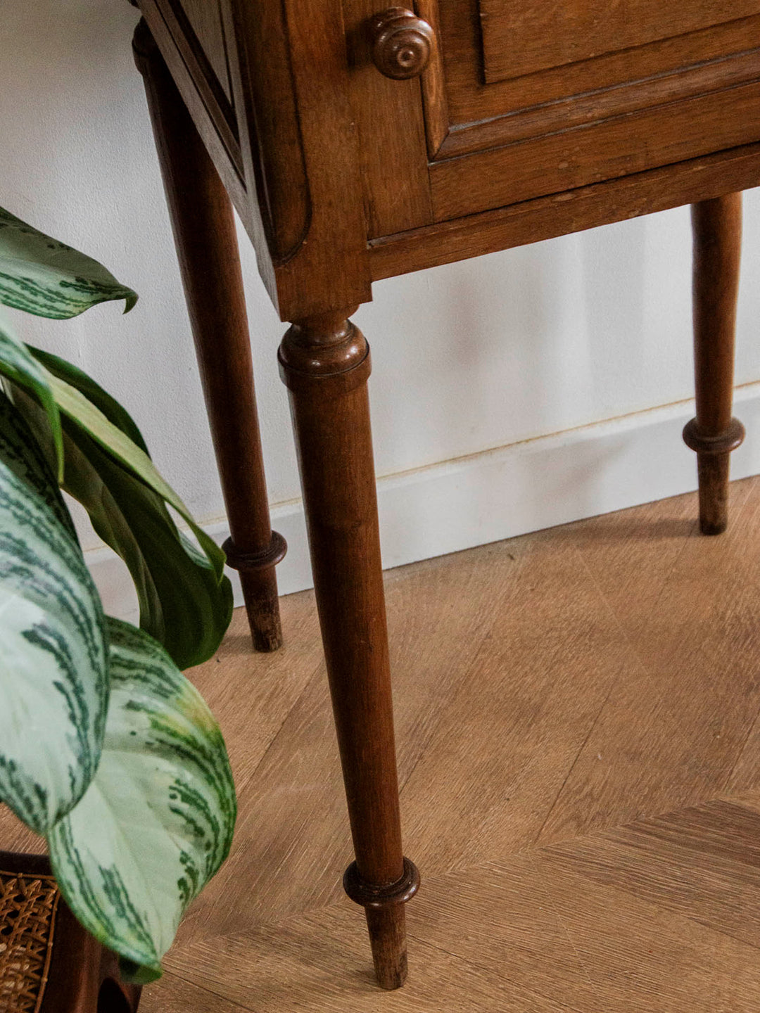 odile-table-chevet-bois-massif-550-11