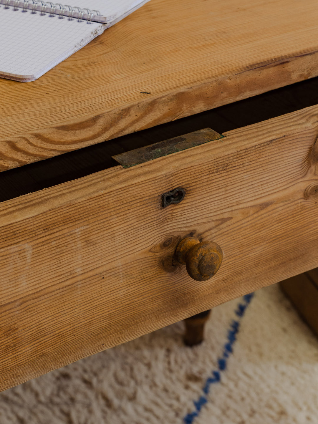 edouard-bureau-bois-571-9