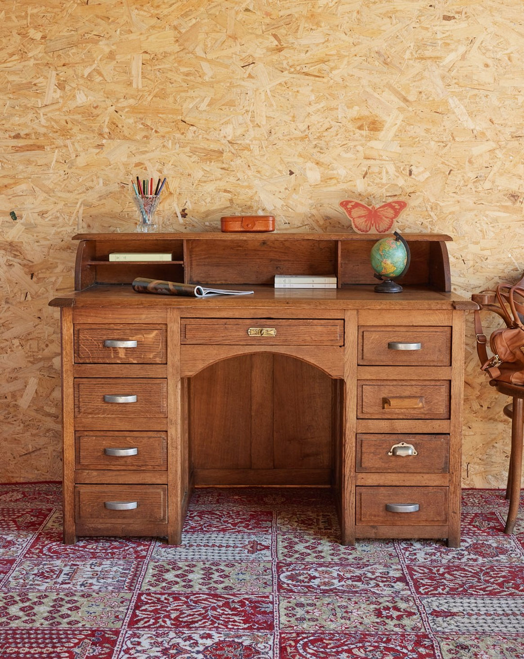 edouard-bureau-bois-713-1