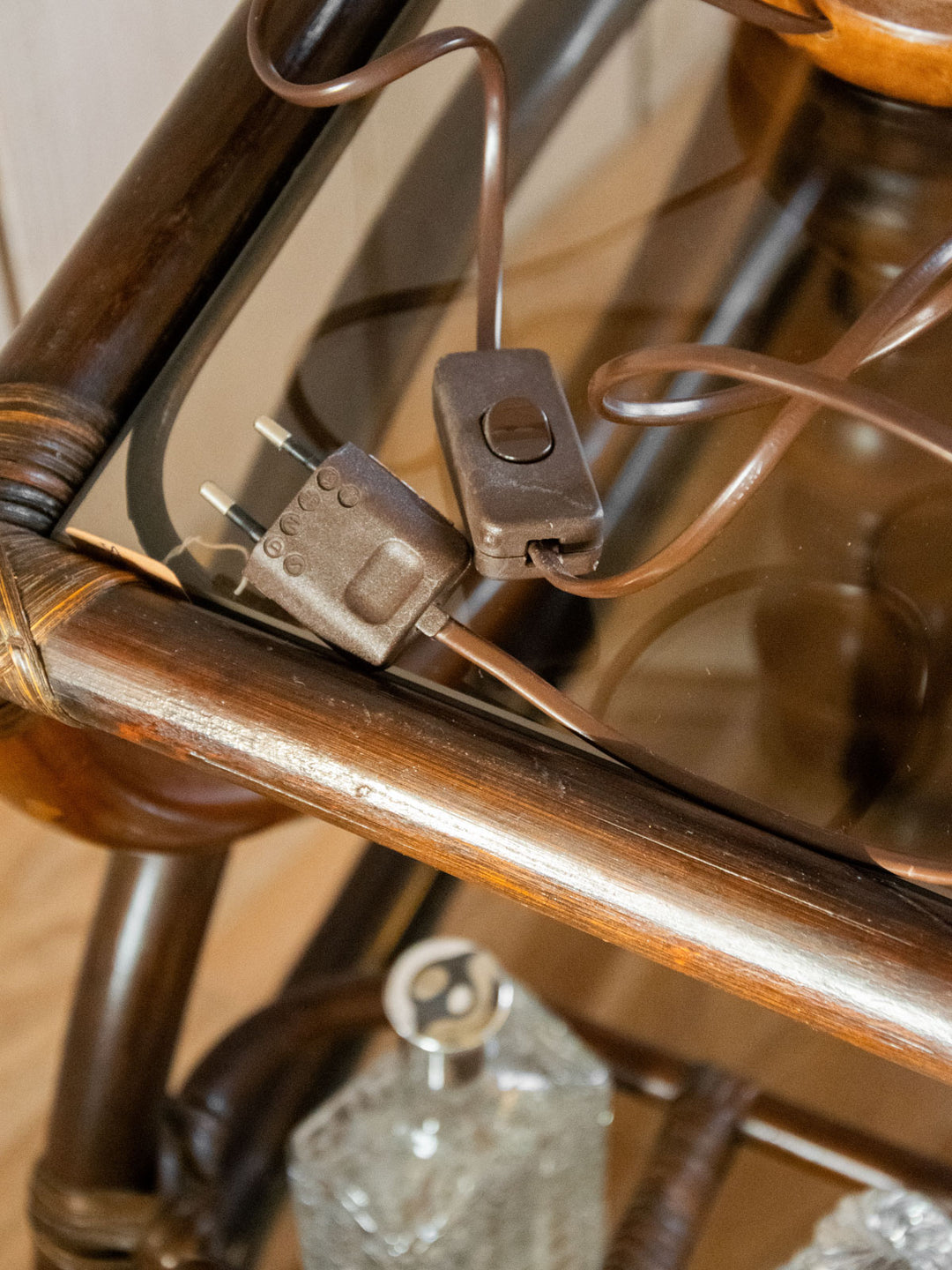 julia-lampe-à-poser-bois-574-9