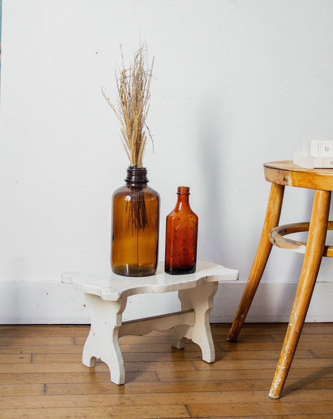 regis-repose-pied-bois-582-1