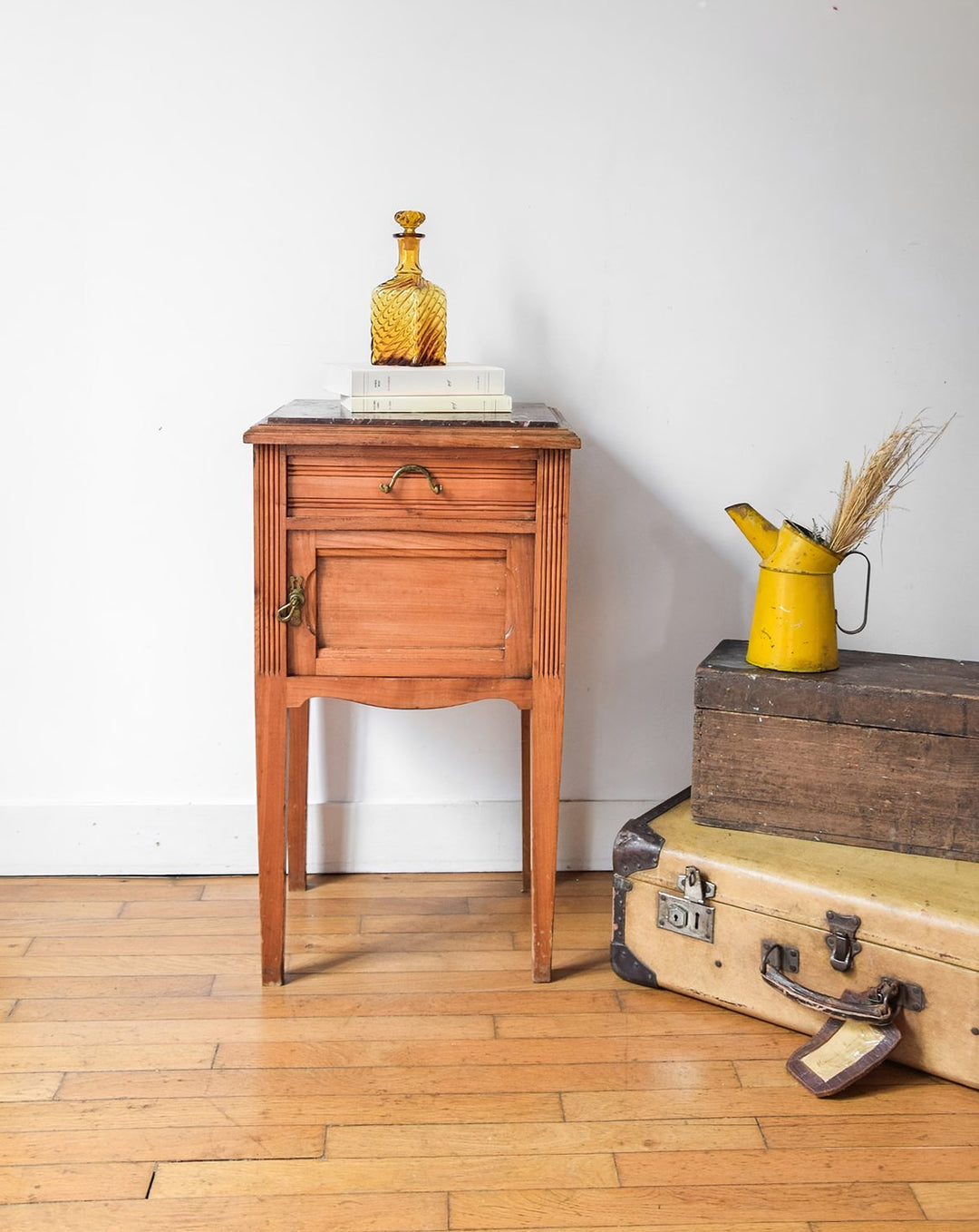 odile-table-chevet-bois-342-1