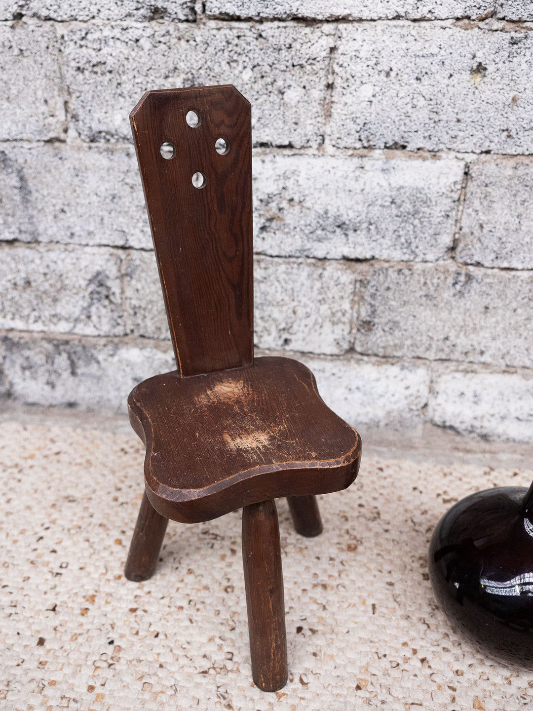 claude-chaise-bois-brutaliste-1477-3