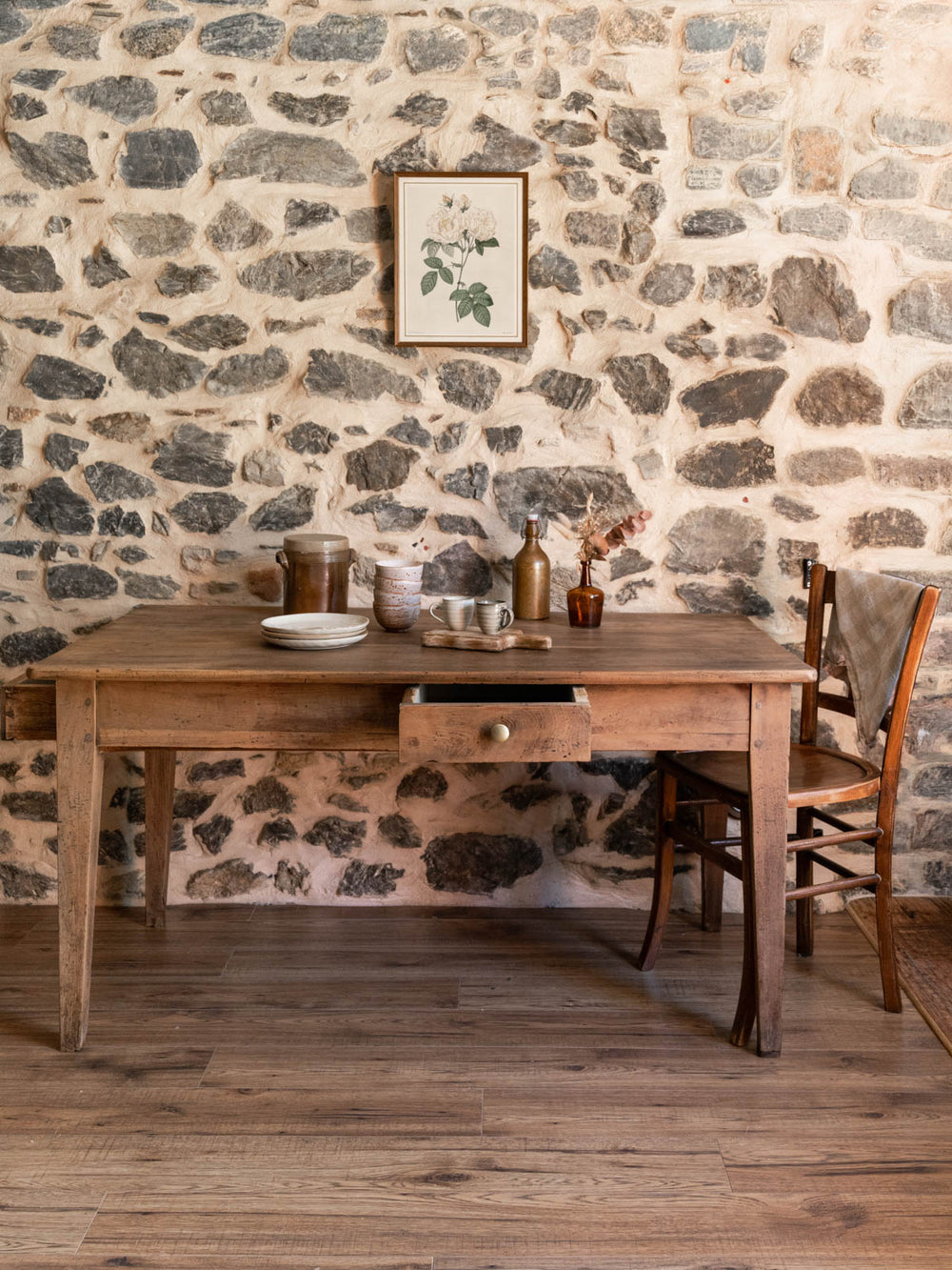 romy-table-à-manger-noyer-1373-2