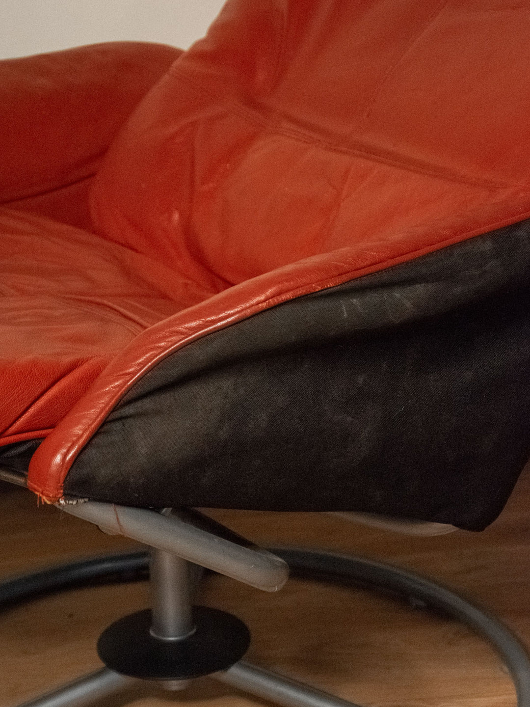 jakob-fauteuil-simili-cuir-rouge-492-10