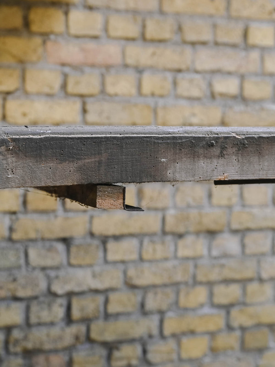 francine-table-appoint-bois-ancien-etabli-1541-3