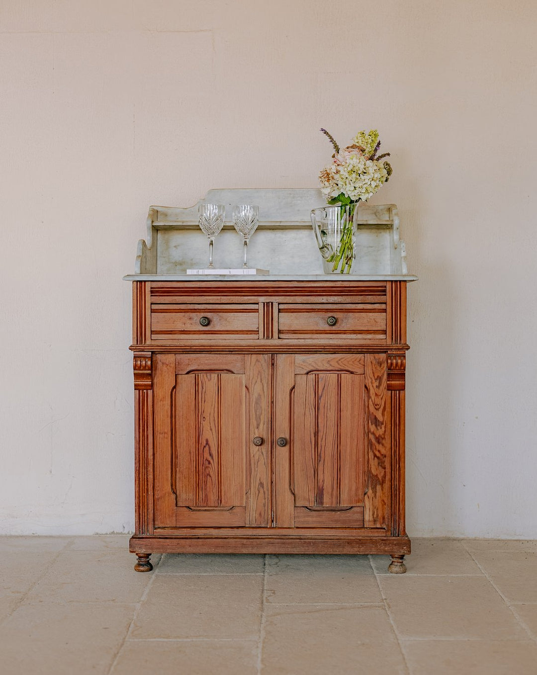 gilbert-buffet-rangement-bois-marbre-1714-1
