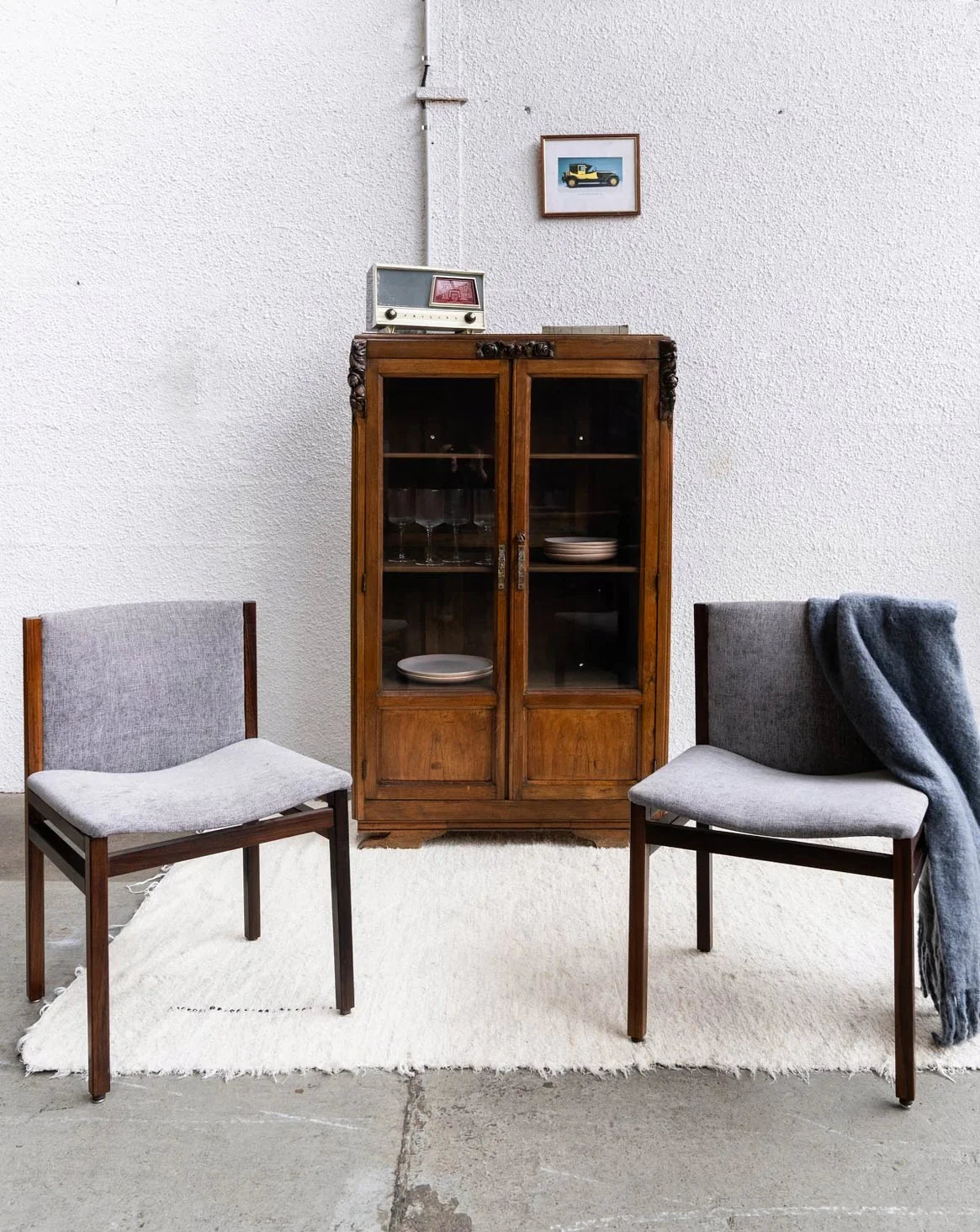 alma-lot-chaises-scandinaves-63-1