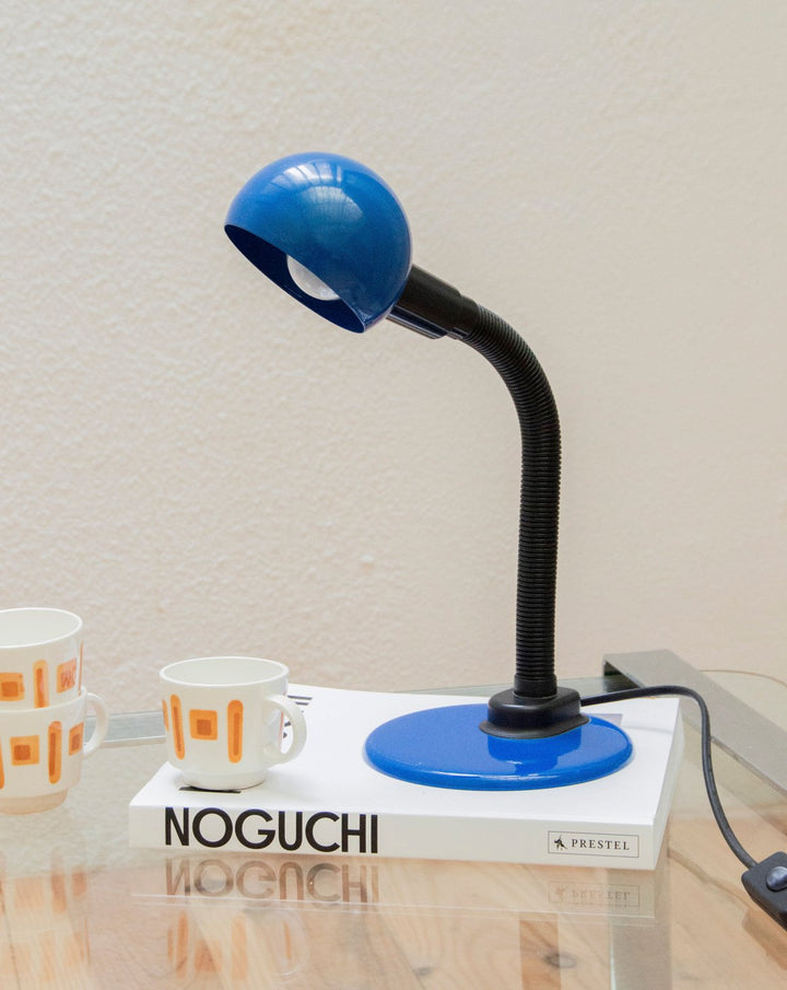 julia-lampe-à-poser-bleue-543-1