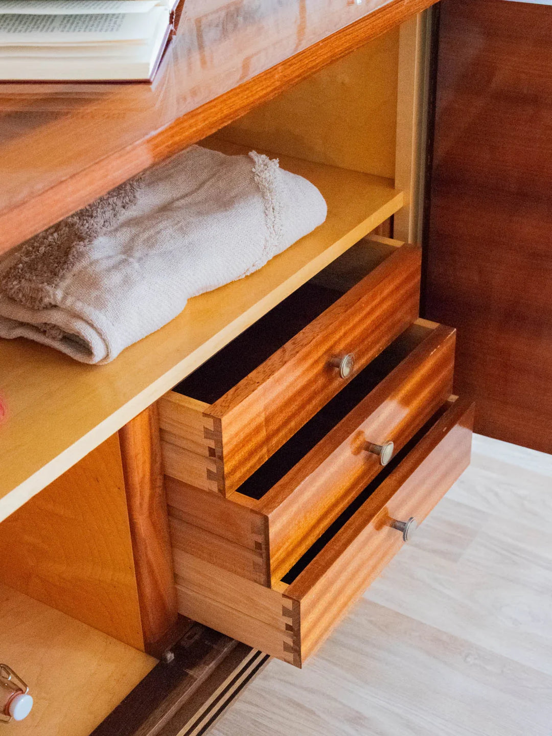 margaret-enfilade-bois-353-5