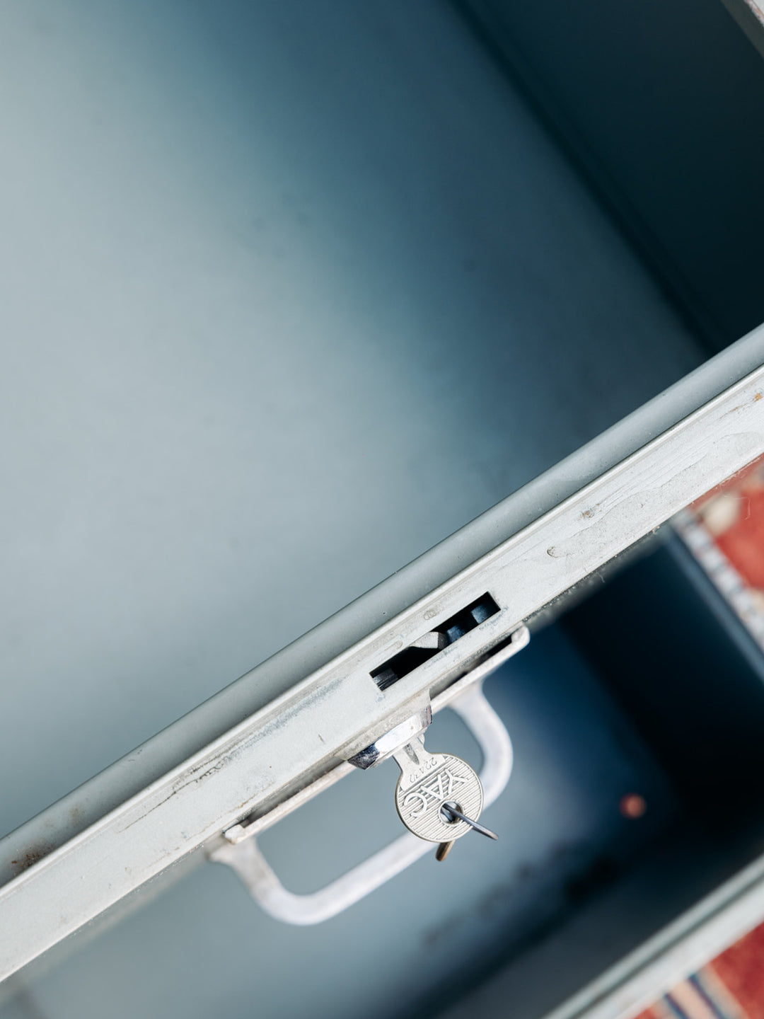 gustave-meuble-rangement-metal-214-5