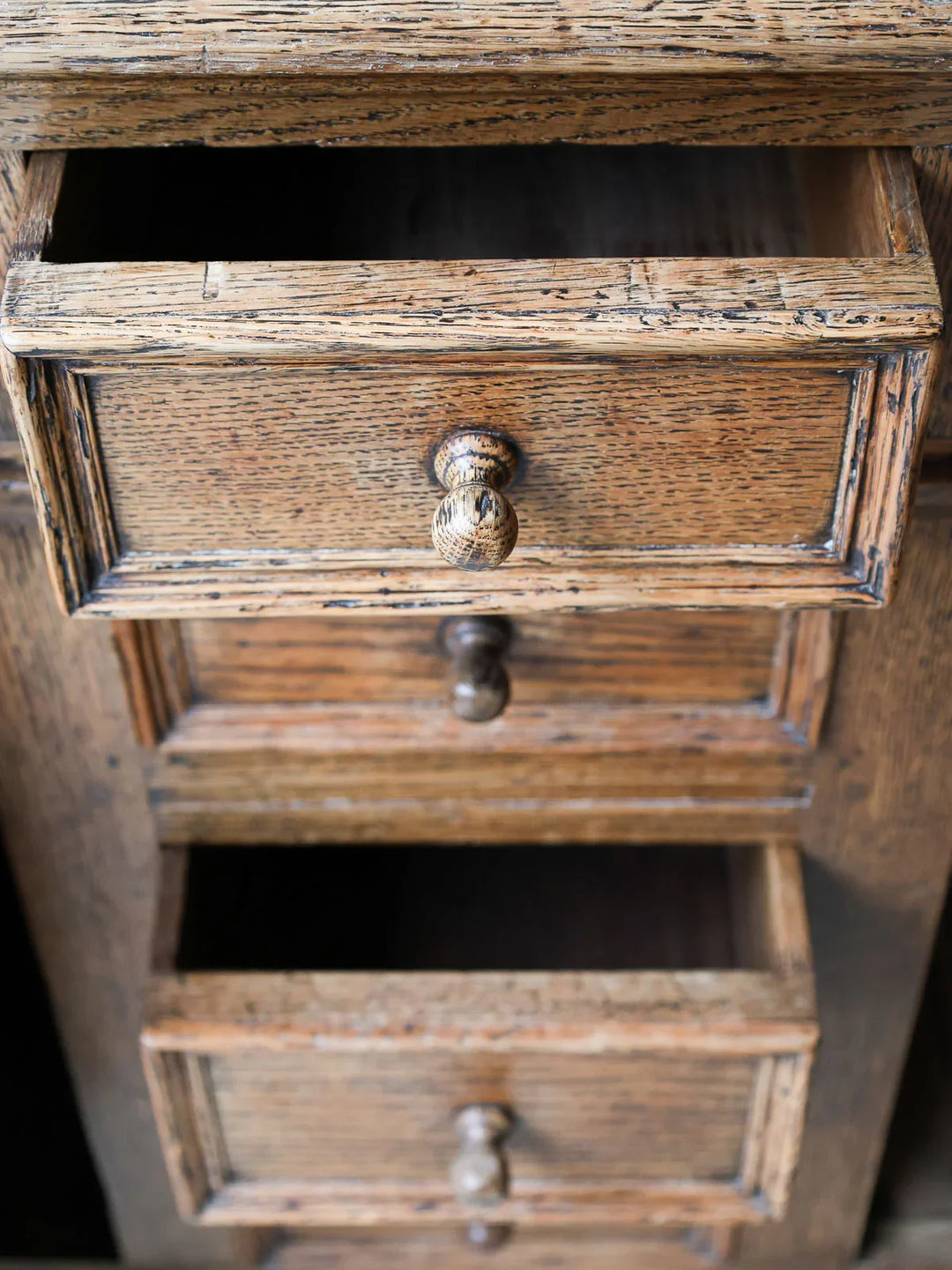 gilbert-buffet-bois-684-12