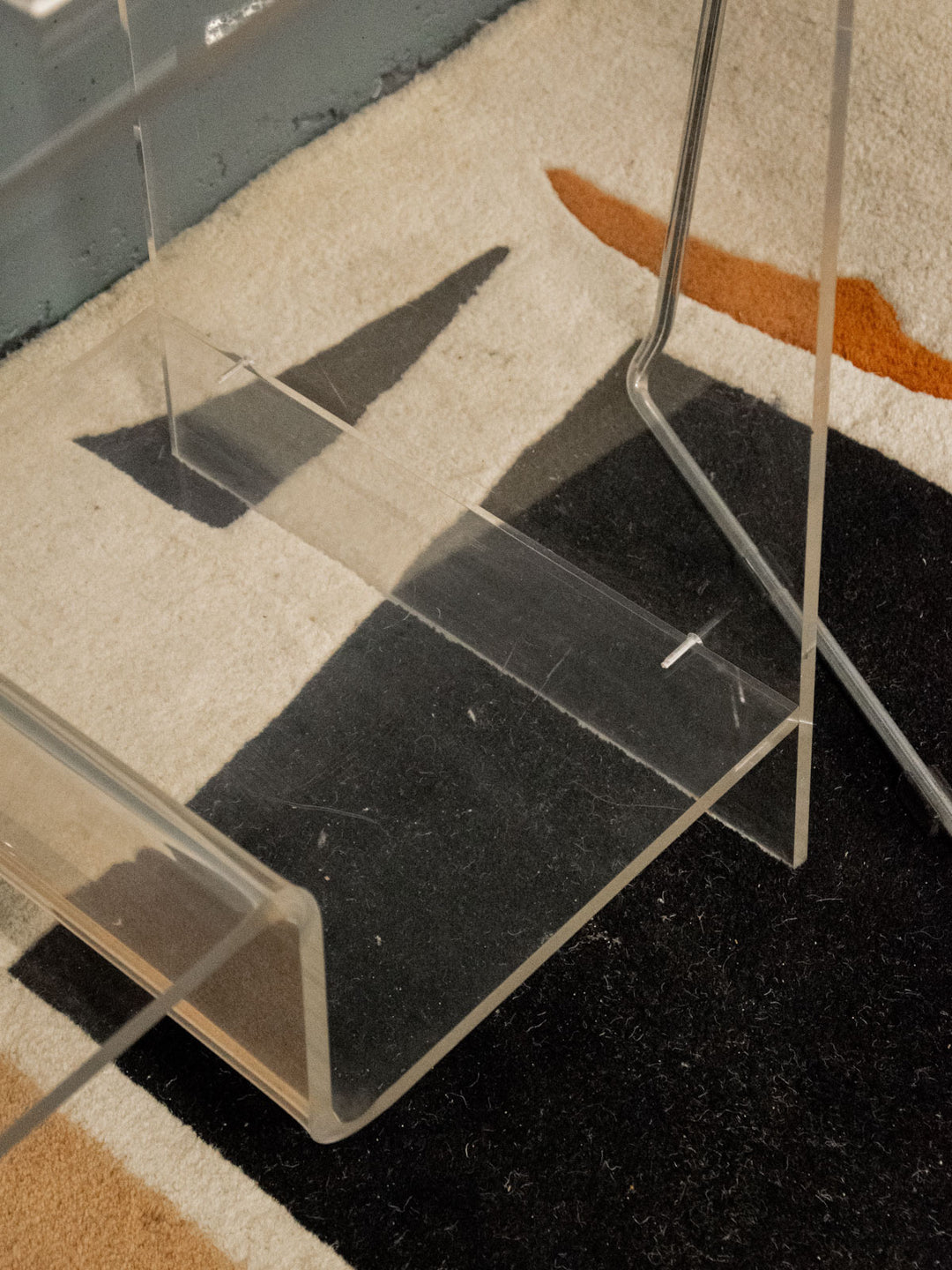 yvan-bureau-plexiglass-468-10