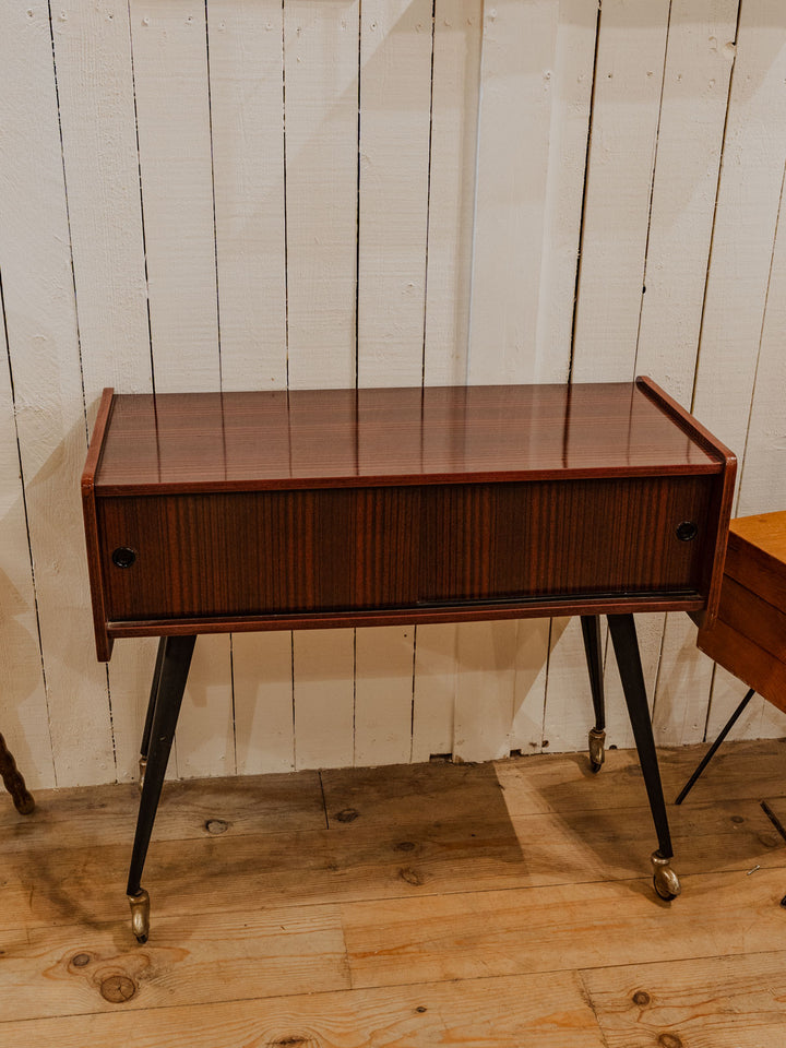 hanna-table-appoint-formica-774-6