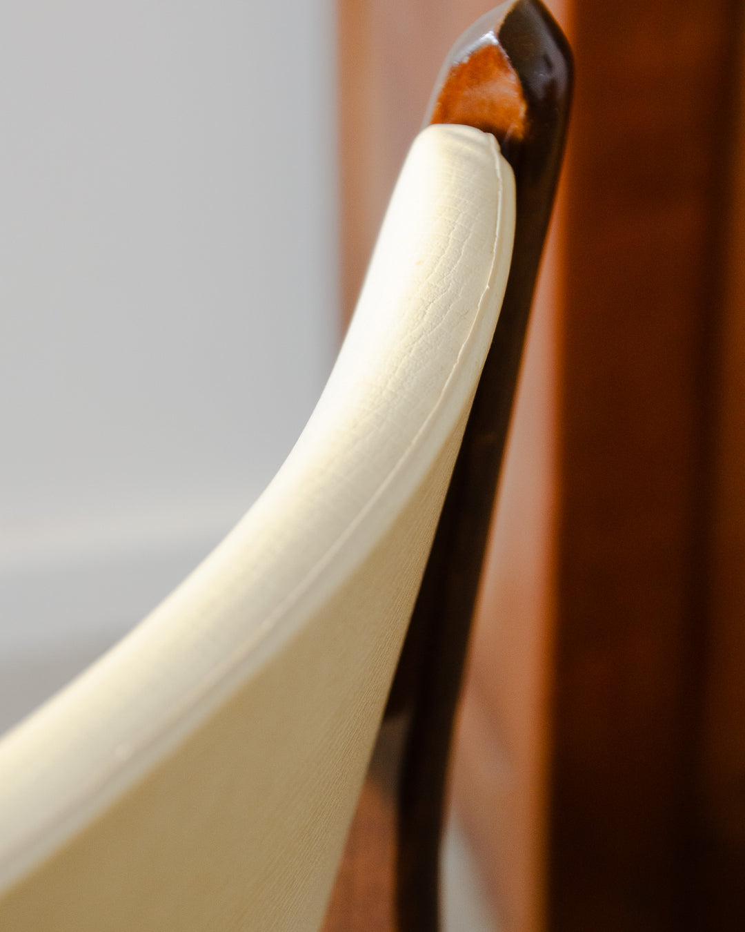 alma-chaise-midcentury-1619-4