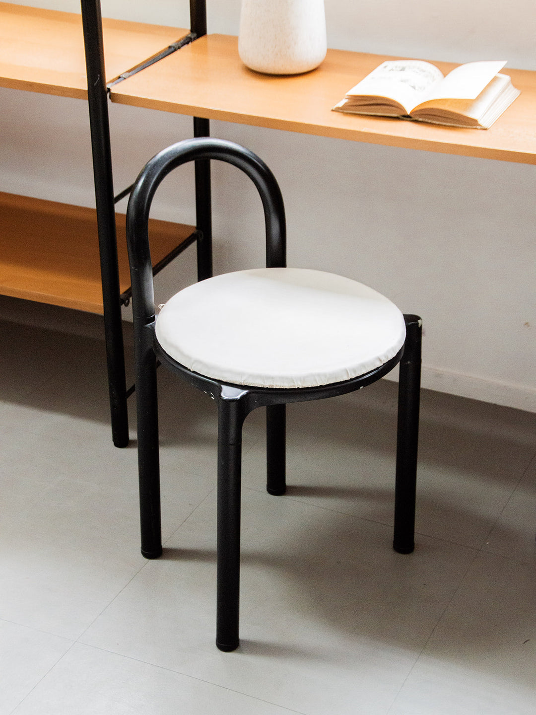 alma-chaise-plastique-567-3