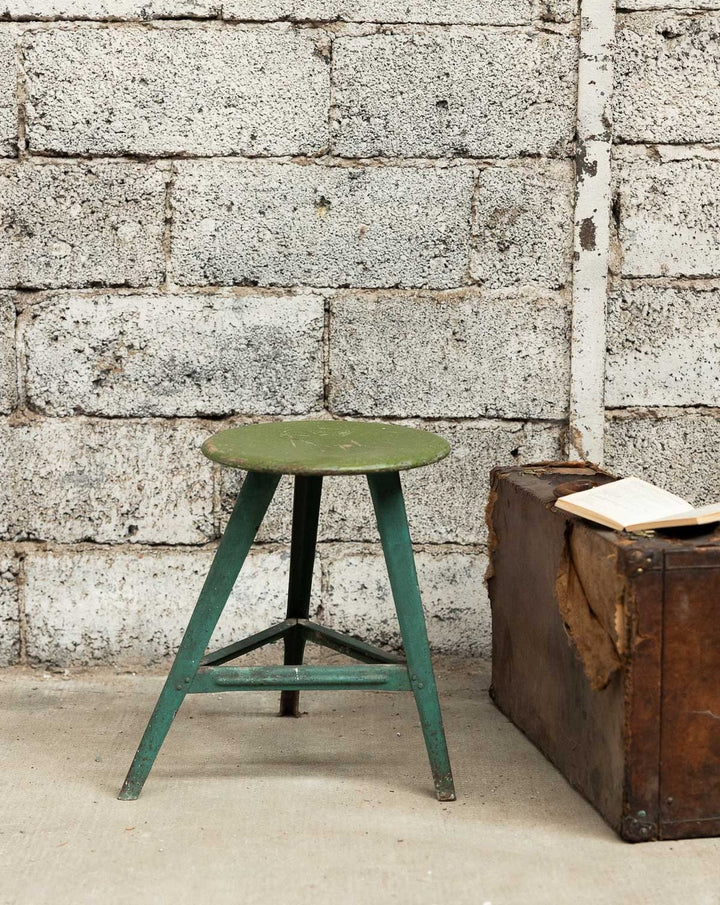 axel-tabouret-bois-vert-718-1
