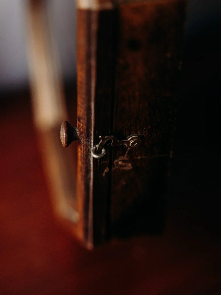 victoria-vitrine-bois-146-8