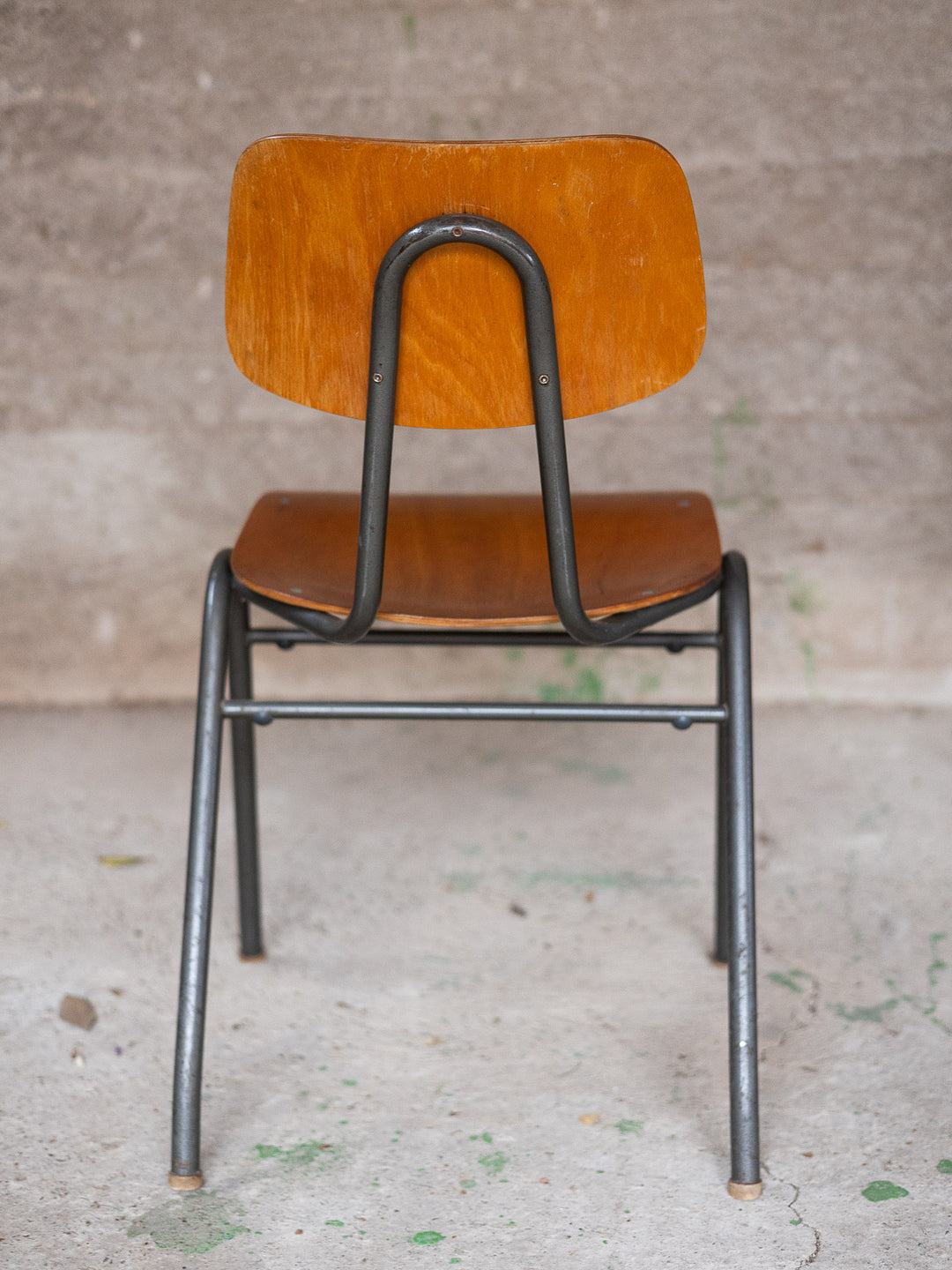 alma-chaise-bois-industrielle-2045-3