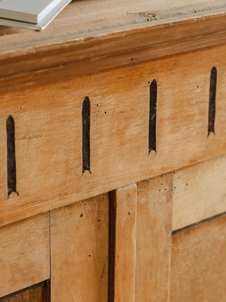 gilbert-buffet-bois-641-8